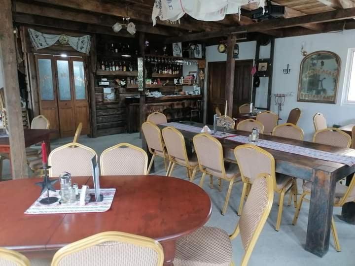 Cabana Dor De-Acas / Restaurant Dor De-Acas Gura Haitii Buitenkant foto